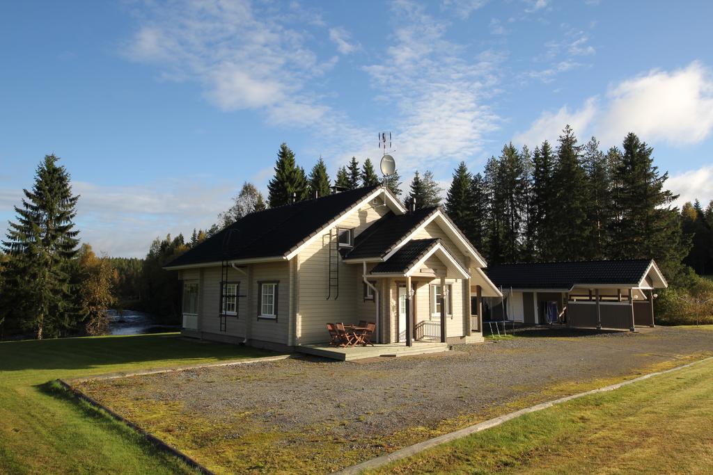 Keskikosken Lomamoekit Venajanjarvi Exterior foto